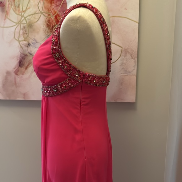 Sue Wong fuchsia full length evening gown with beading - Picture 10 of 13